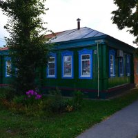 Ядрин. Дом по ул. Советской 39. :: Пётр Чернега Ядрин. Дом по ул. Советской 39. :: Пётр Чернега