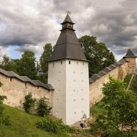 Псково-Печерский монастырь :: skijumper Иванов