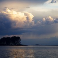 Гроза над островком :: Вениамин Скородумов