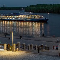 "Ах белый теплоход..." :: Сергей Шатохин 