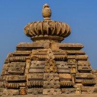 Один их храмов в комплексе Ватешвар :: Георгий А