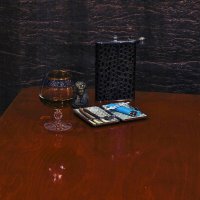 Коньяк и фляжка :: Юрий Гайворонскiий