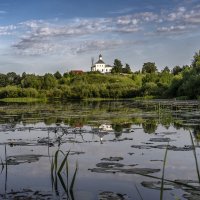 На высоком берегу :: Александр Ковальчук На высоком берегу :: Александр Ковальчук