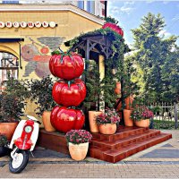 Летние украшения Барахольщика. :: Валерия Комова Летние украшения Барахольщика. :: Валерия Комова