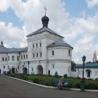 Никольская надвратная церковь :: Лидия Бусурина