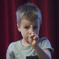 учиться фотографиролвать надо на хорошей технике... :: ВЛАДИМИР 