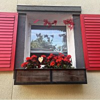 Окно кафе. :: Валерия Комова Окно кафе. :: Валерия Комова