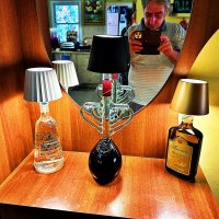 БУТЫЛКИ   С   ПОДСВЕТКОЙ :: Анатолий Малобродский