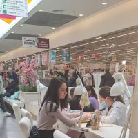 на маникюре :: Зануда Занудин на маникюре :: Зануда Занудин