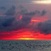 Пожар в облаках :: Валерий 