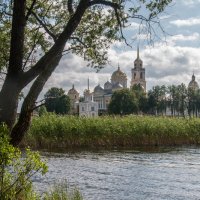 На озере Селигер :: Владимир Новиков