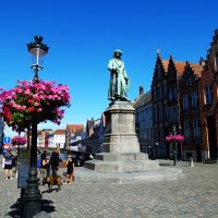 Памятник Яну ван Эйку :: Aida10 