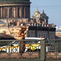 В Питере жара :: Магомед .