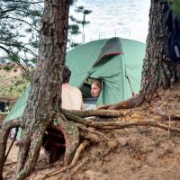 Палаточный выползень :: Игорь Корф Палаточный выползень :: Игорь Корф