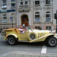 Простой норвежский автолюбитель на простом норвежском автомобиле. :: unix (Илья Утропов) Простой норвежский автолюбитель на простом норвежском автомобиле. :: unix (Илья Утропов)