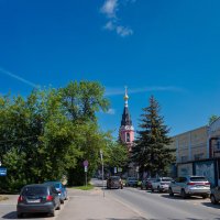 На улице города :: Александр Синдерёв