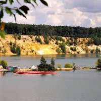 А на косе меж делом жарят шашлыки,,,) :: Анатолий Колосов