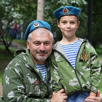 за ВДВ :: Олег Лукьянов