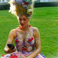 Позвонить другу в небольшой перерыв :: Aida10 