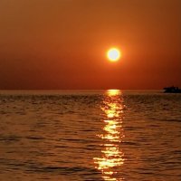 Солнечная дорожка :: Pippa Солнечная дорожка :: Pippa