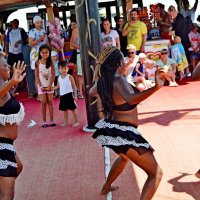 Прекрасные туземки... :: Vladimir Semenchukov