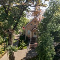 На территории Свято-Михайловского мужского монастыря :: Игорь Сикорский