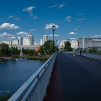 На мосту :: Александр Синдерёв