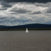 Белеет парус одинокий... :: Виктор Иванович Чернюк Белеет парус одинокий... :: Виктор Иванович Чернюк