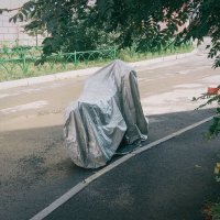 Мотоцикл в мантии невидимке. :: Игорь Солдаткин Мотоцикл в мантии невидимке. :: Игорь Солдаткин