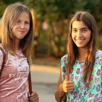 девочки растут быстро :: Олег Лукьянов