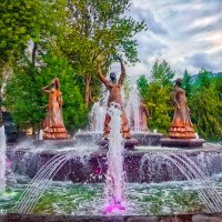 Фонтан семь девушек. :: arkadii 
