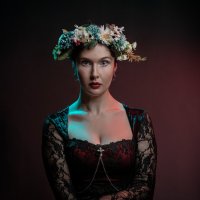 портрет молодой девушки :: alexzonder