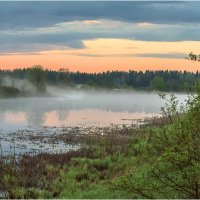 Летнее утро на озере Глушица :: Валентин Котляров Летнее утро на озере Глушица :: Валентин Котляров
