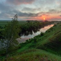 восход на Верхнем Дону :: Виталий Емельянов