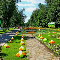 ФЕСТИВАЛЬ ЦВЕТОЧНОЙ КУЛЬТУРЫ В КУЗЬМИНСКОМ ПАРКЕ :: Валентина 