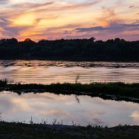 Вечер у реки :: Светлана Карнаух Вечер у реки :: Светлана Карнаух