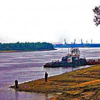 Сентябрь..Хмурая Обь и рыбаки с катера! :: Владимир 