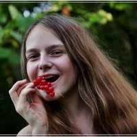 ЯГОДКА... :: Elvira E. ЯГОДКА... :: Elvira E.