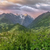 Кавказ. Лето. :: Владимир Колесников