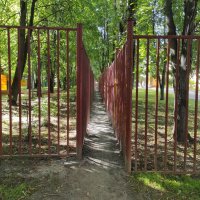 Тесная тропа :: Игорь Ч.