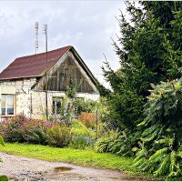 Сельский домик. :: Валерия Комова