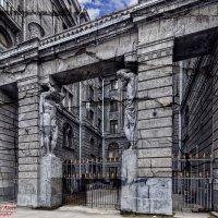 Петербургские Атланты :: Евгений 