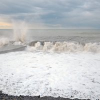О море, море преданным скалам  Ты не надолго подаришь прибой :: Сергей М 