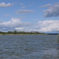 Облака над Иртышем. :: сергей ермошкин Облака над Иртышем. :: сергей ермошкин