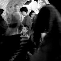 На выставке :: Сергей Золотавин