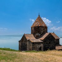 Монастырь Севанаванк на озере Севан в Армении. :: Дина Евсеева
