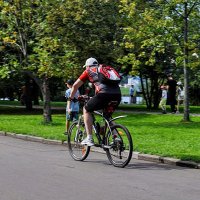 Двухколёсный ! Только крути педали ! :: Анатолий Колосов