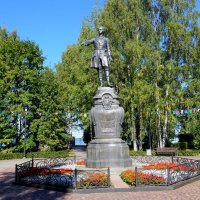 Петрозаводск-памятник Петру 1. :: Alex 711402