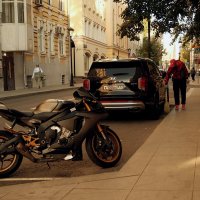 Хюндай должен стоять на чистом... :: Лютый Дровосек