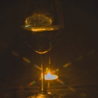 Бокал со свечой :: Giant Tao /